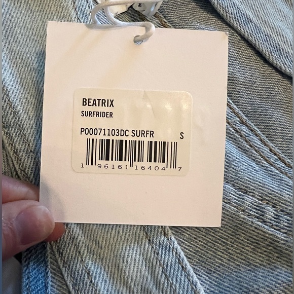 Pistola Denim Beatrix Short Overalls in Surfrider Size Small NWT - Picture 8 of 8